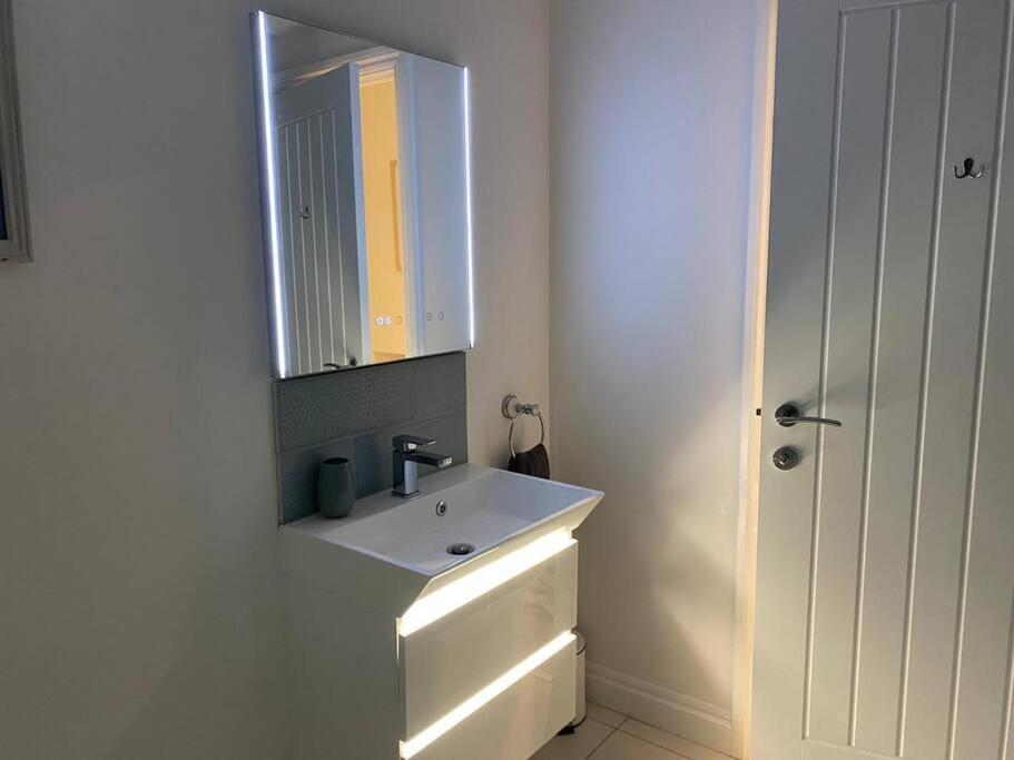 The Emslie Road Beach Flat Фалмът Екстериор снимка